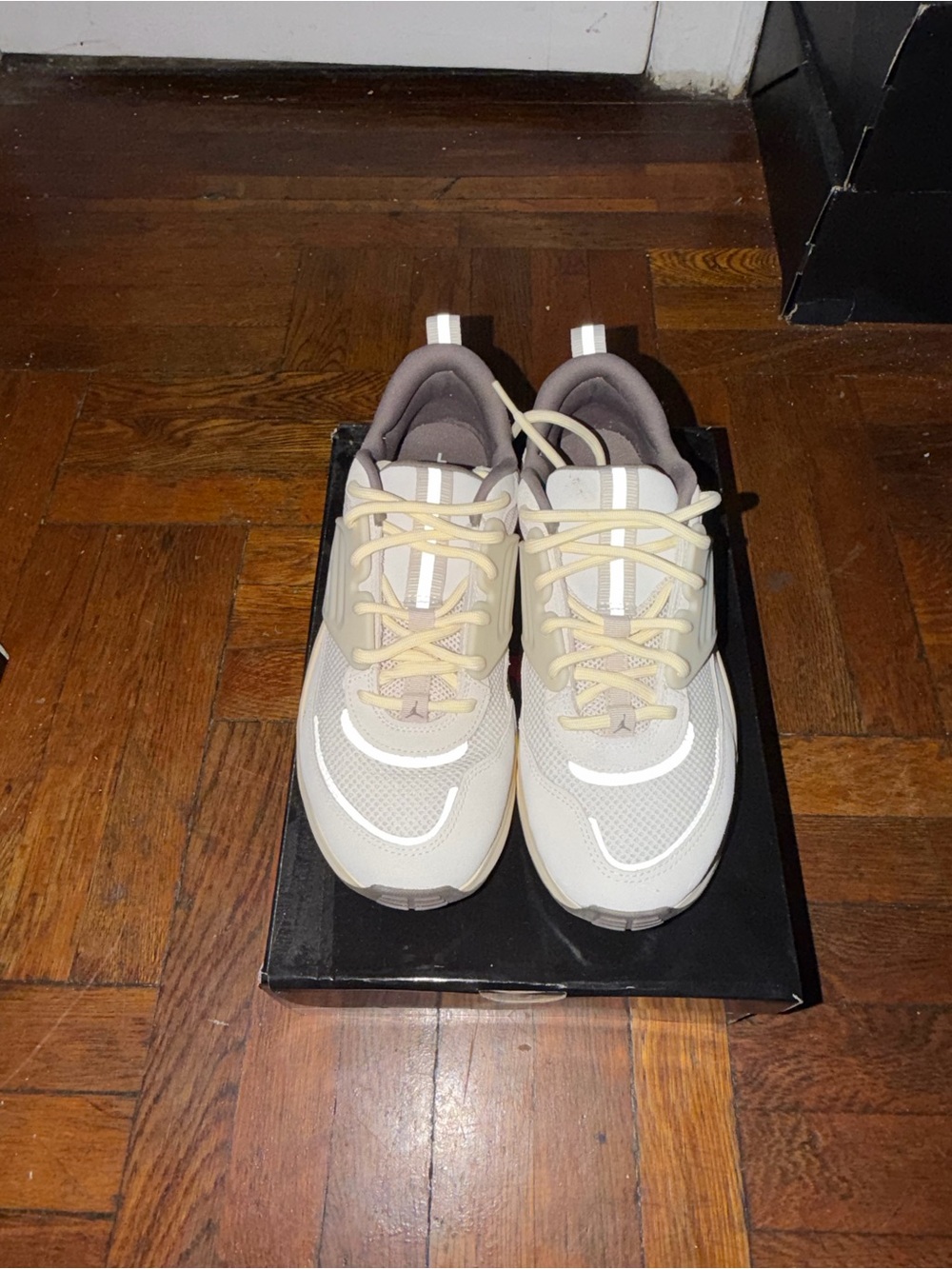 Jordan Trunner Men's Training Sneakers in Beige and Cream